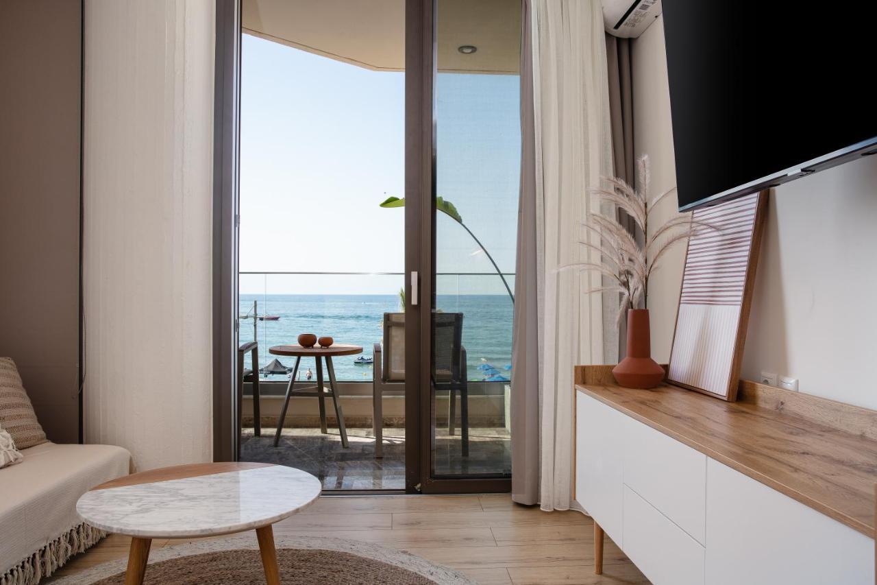 La Vie En Mer Apartments 레팀노 외부 사진