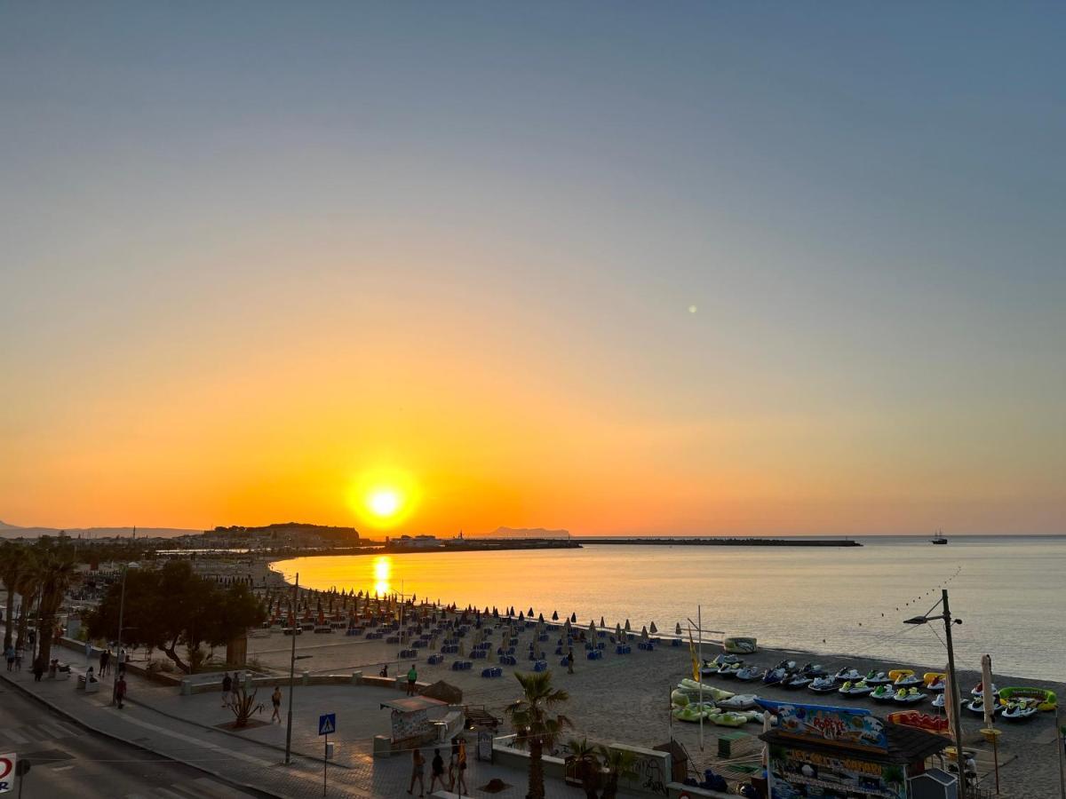 La Vie En Mer Apartments 레팀노 외부 사진