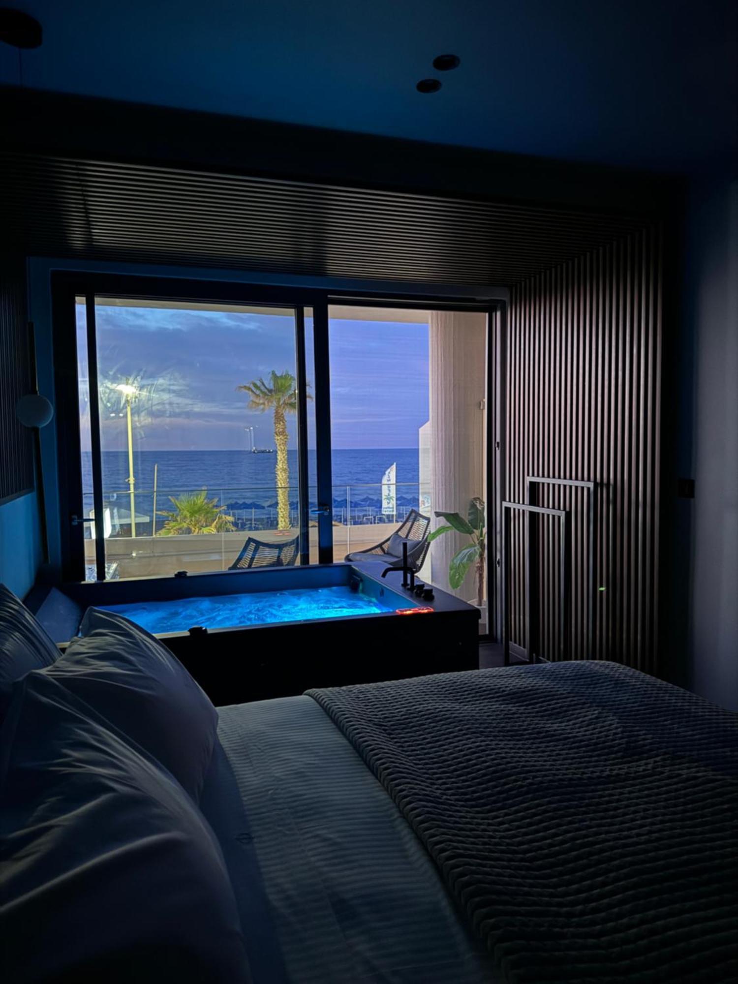 La Vie En Mer Apartments 레팀노 외부 사진